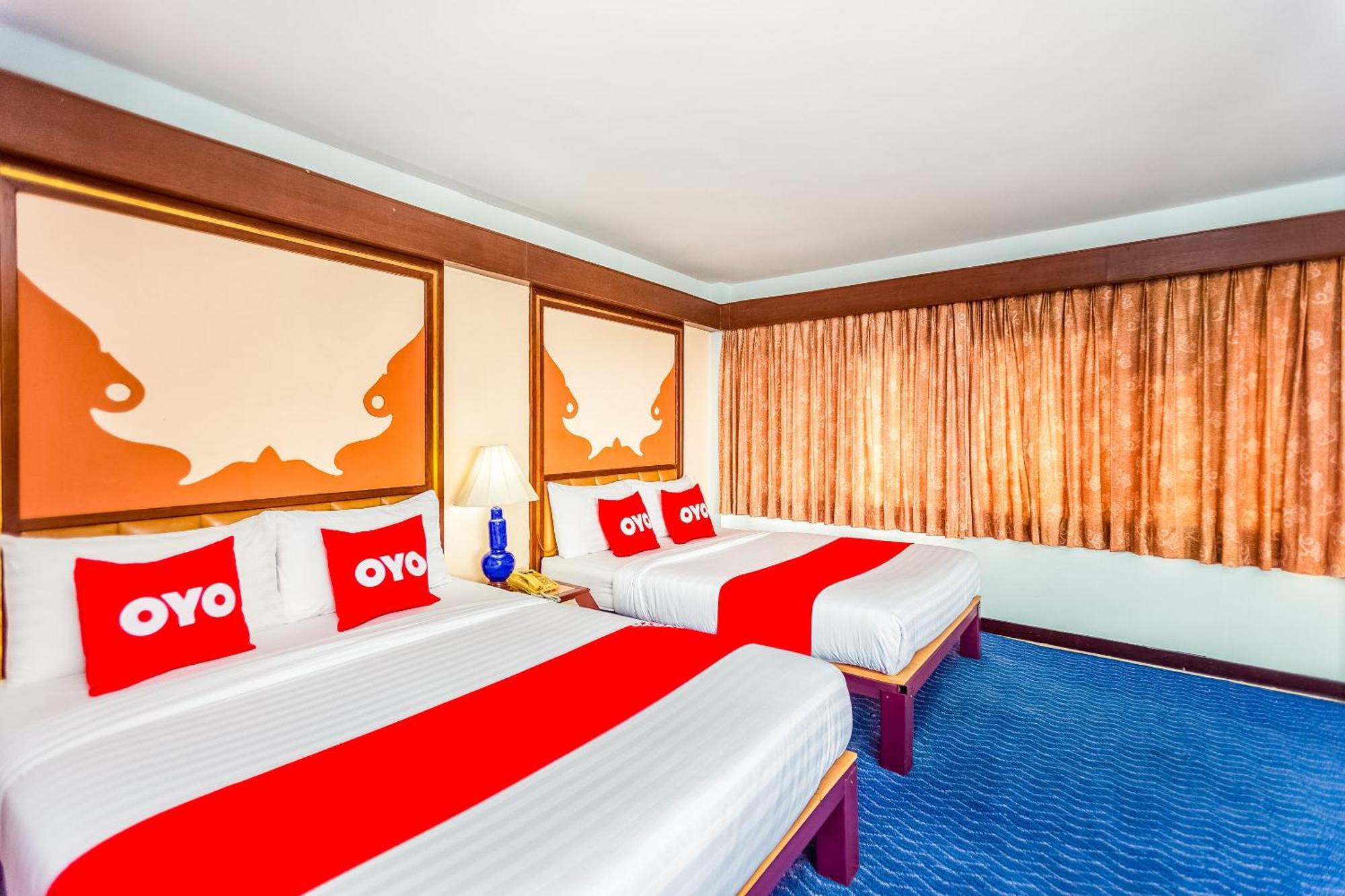 Oyo 441 Grand Thara Hotel Σούρατ Τανί Εξωτερικό φωτογραφία