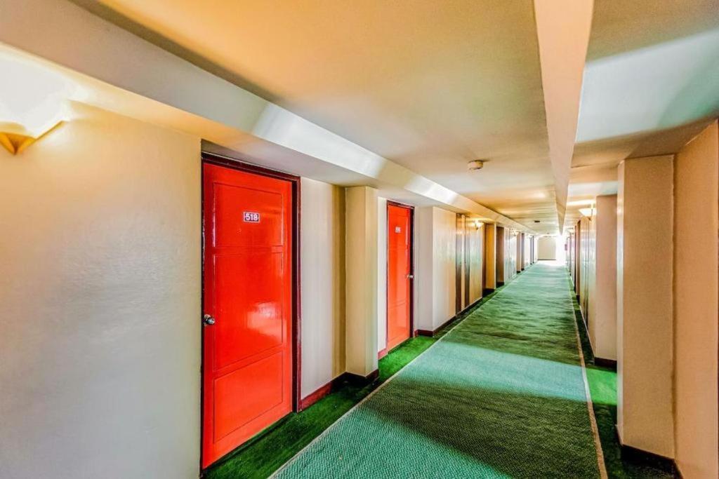 Oyo 441 Grand Thara Hotel Σούρατ Τανί Εξωτερικό φωτογραφία