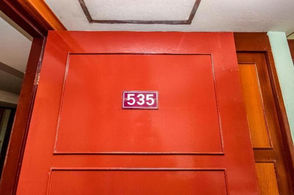 Oyo 441 Grand Thara Hotel Σούρατ Τανί Εξωτερικό φωτογραφία